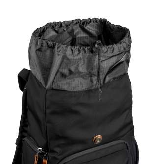 Mugursomas - mantona photo backbag Luis junior black - perc šodien veikalā un ar piegādi