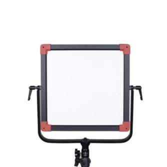 LED Gaismas paneļi - Swit PL-E60 Portable Bi-color SMD Panel LED Light - ātri pasūtīt no ražotāja
