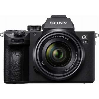 Bezspoguļa kameras - Sony Alpha a7 III 28-70mm F3.5-5.6 OSS Black | ILCE-7M3K/B | a7III | Alpha 7 III - купить сегодня в магазин