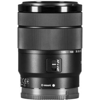 Объективы - Sony E 18-135mm F3.5-5.6 OSS (Black) | (SEL18135/B) - быстрый заказ от производителя