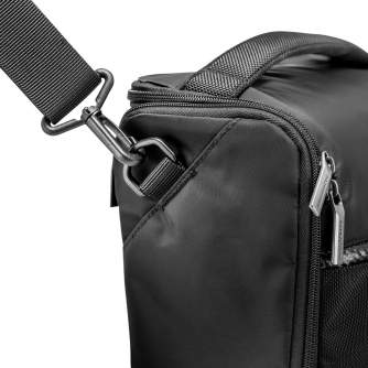 Vairs neražo - Manfrotto Active Shoulder Bag 7