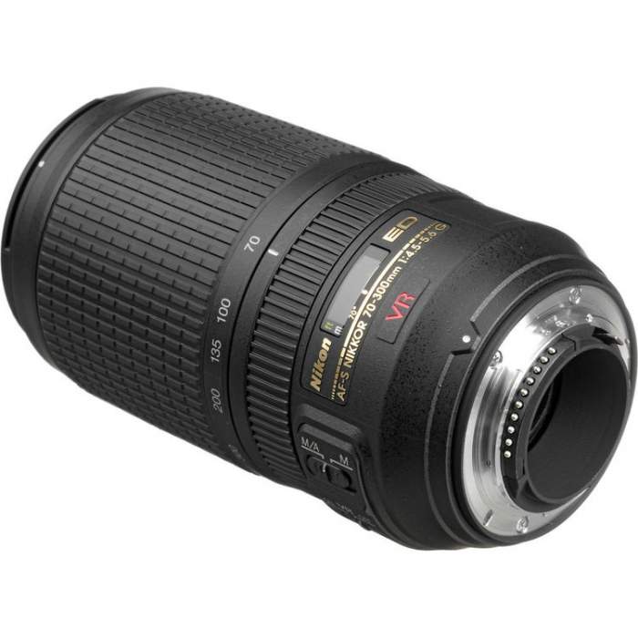 Nikon Af-p Nikkor 70-300mm F/4.5-5.6e Ed Vr