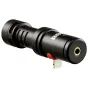 RØDE VideoMic Me-L Lightning mikrofonis iPhone, melns cilindrisks korpuss ar sarkanu klipu un 3,5 mm jacku, paredzēts augstas kvalitātes audio ierakstīšanai iOS ierīcēs.