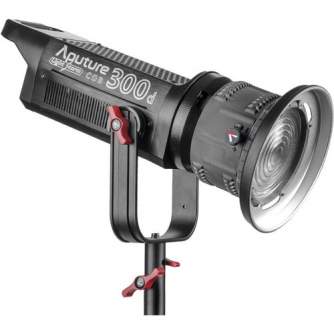 Видео освещение - Aputure COB C120D II + C300D II двойной комплект LED освещения 420Ват Аренда