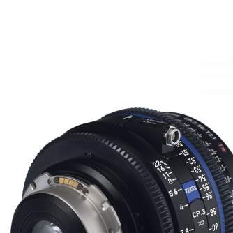 CINEMA видео объективы - Carl Zeiss Compact Prime CP.3 2.1/135mm XD PL Mount Lens - быстрый заказ от производителя