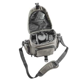 Наплечные сумки - Mantona Premium Camerabag taupe - купить сегодня в магазине и с доставкой