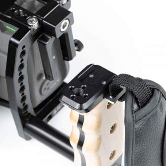 Рамки для камеры CAGE - Shape Blackmagic Pocket Cinema Camera 4K 6K Handheld Cage (BM4KHH) - быстрый заказ от производителя