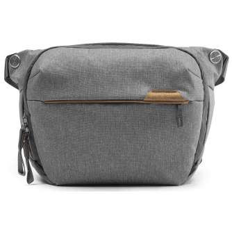 Наплечные сумки - Peak Design наплечная сумка Everyday Sling V2 6L, ash BEDS-6-AS-2 - купить сегодня в магазине и с доставкой