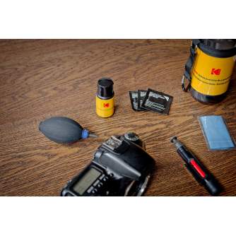 Discontinued - Kodak Travel Cleaning Kit for Optics