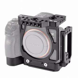 Ietvars kameram CAGE - SMALLRIG 2236 HALF CAGE W/ ARCA L-BR F A7III /RIII 2236B - ātri pasūtīt no ražotāja