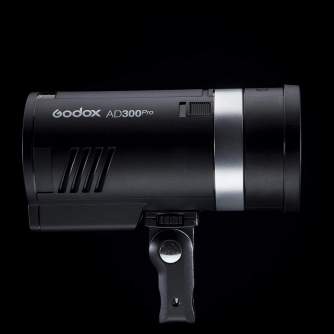Battery-powered Flash Heads - Godox AD300 Pro TTL kit - buy today in store and with delivery