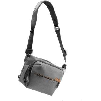 Shoulder Bags - Peak Design Everyday Sling V2 10L, ash BEDS-10-AS-2 - quick order from manufacturer