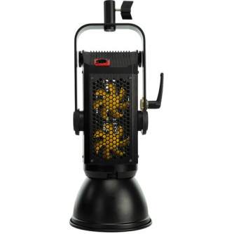 Видео освещение - Aputure COB C300D II 300Ватт LED освещение Аренда
