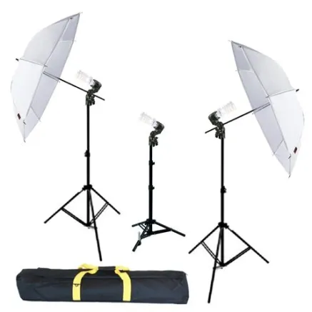 Falcon Eyes Daylight Set 3x45W with Tripods and Umbrellas