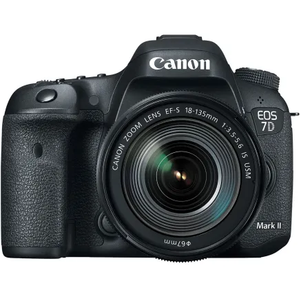 Canon EOS 7D Mark II spoguļkameras noma