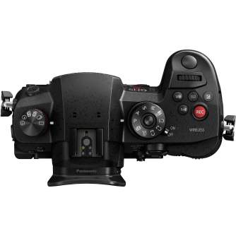Bezspoguļa kameras - Panasonic Lumix G DC-GH5S + 12-35mm(H-HSA12035) (Black) - ātri pasūtīt no ražotāja