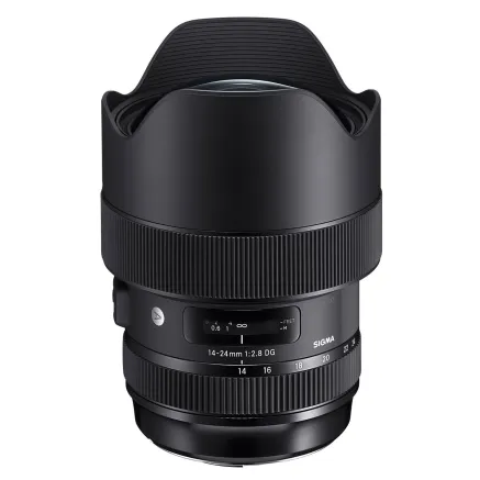 Sigma 14-24 mm F2.8 DG HSM platleņķa objektīvs uz Nikon ART noma