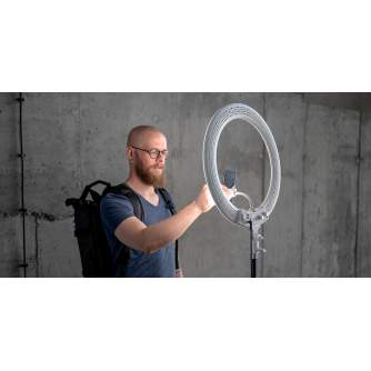 LED Gredzenveida lampas - Светодиодное кольцо Newell RL-18A Arctic White WB (3200 K - 5500 K) со штативом 140 см - купить сегодн
