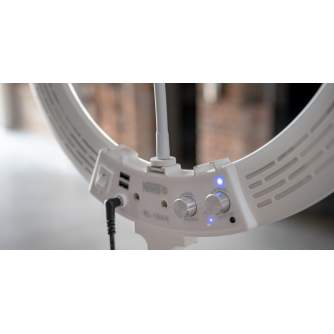 LED Gredzenveida lampas - Newell RL-18A Arctic White WB (3200 K - 5500 K) LED ring with 140cm tripod - perc šodien veikalā un ar piegādi