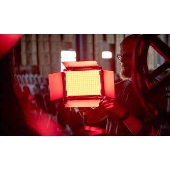 LED gaismas paneļi - Newell Vividha Max 216 RGBWW LED panel 40w w.adapter - быстрый заказ от производителя
