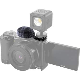 Piederumi kameru zibspuldzēm - SMALLRIG 3526 COLD SHOE ADAPTER WITH WINDSHIELD KIT FOR SONY ZV-E10 & ZV-1 - ātri pasūtīt no ražotāja