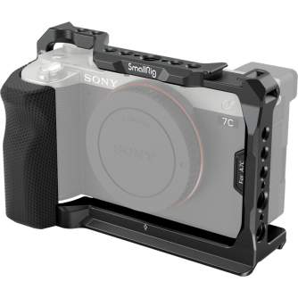 Ietvars kameram CAGE - SMALLRIG 3212 CAGE WITH SIDE HANDLE FOR SONY A7C 3212 - ātri pasūtīt no ražotāja