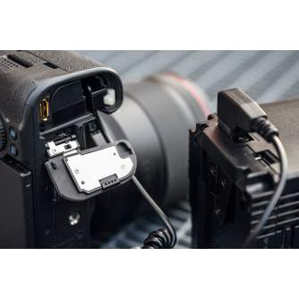 Kameru akumulatori - Newell D-Tap power adapter for NP-FZ100 - perc šodien veikalā un ar piegādi