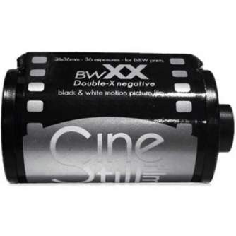 Foto filmiņas - CineStill Double-X BWxx 200 35mm 36 exposures - perc šodien veikalā un ar piegādi