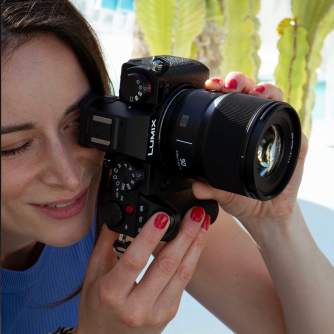 MIRRORLESS Objektīvi - Panasonic Pro Panasonic Lumix S 50mm F1.8 (S-S50E) - ātri pasūtīt no ražotāja