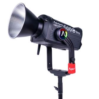 Monolight Style - Aputure Light Storm LS 600c Pro LED lamp - V-mount - quick order from manufacturer