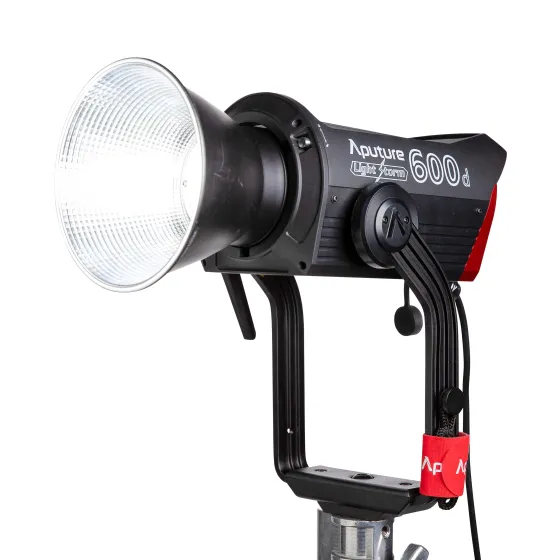 Aputure Light Storm 600d basic 600w COB LED V-mount EU
