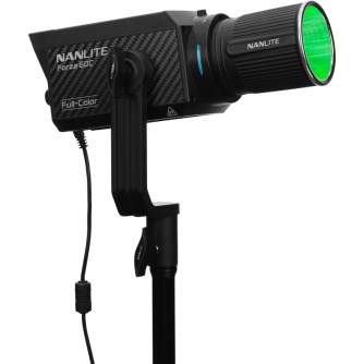 Monolight Style - Nanlite FORZA 60C RGBLAC led spotlight - buy today in store and with delivery