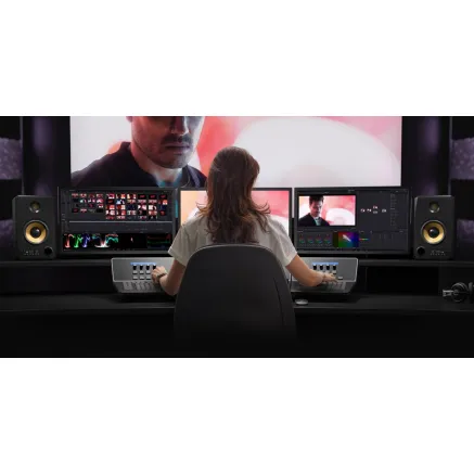 Blackmagic DaVinci Resolve Studio