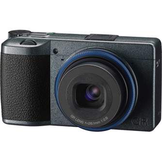 Компактные камеры - RICOH/PENTAX RICOH GRIIIX URBAN EDITION + GC11 115700 - быстрый заказ от производителя