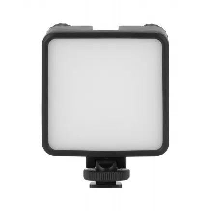 Fotopro FS-03 kabatas izmēra LED lampa