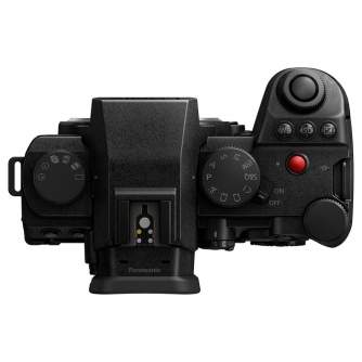 Беззеркальные камеры - Panasonic Pro Panasonic Lumix S5M2X Body + S-R2060 Lens (DC-S5M2XKE) - быстрый заказ от производителя