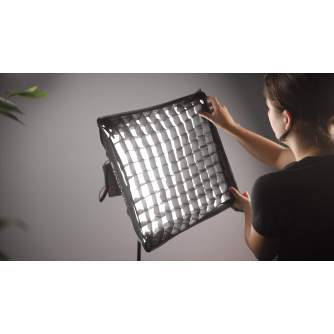 Softboxes - Aputure Light Box 45x45cm softbox Bowens Mount w. grid - buy today in store and with delivery