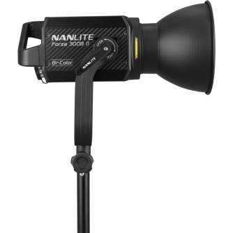 Monolight Style - NANLITE FORZA 300B II BICOLOR LED SPOT LIGHT 31-2010 - buy today in store and with delivery