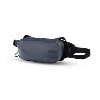 Поясные сумки - Wandrd D1 Fanny Pack bag - navy blue - быстрый заказ от производителя