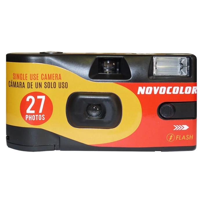 Filmu kameras - Novocolor 400-27 Flash filmu kamera, melna ISO 400 C41 Krāsu filma - perc šodien veikalā un ar piegādi