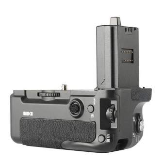 Kameru bateriju gripi - Meike Battery Grip MK-A7R IV - ātri pasūtīt no ražotāja