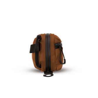 New products - WANDRD Tech Bag Medium Sedona Orange - quick order from manufacturer