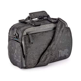 Наплечные сумки - Toxic Wraith Camera Messenger M Water Resistant "Frog" Pocket Onyx - быстрый заказ от производителя