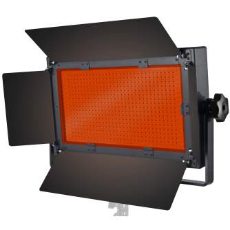 LED лампы комплекты - BRESSER LED Photo-Video Set 3x LG-600 38W/5600LUX + 3x tripod - быстрый заказ от производителя