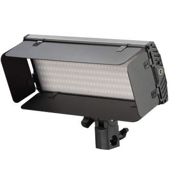 LED панели - BRESSER PT 30B-II LED Bi-Color Video Light with Barn Doors, Accumulators, Power Adaptor, Remote Control and Storage
