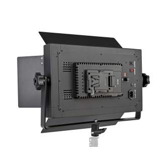 LED gaismas komplekti - BRESSER LED Photo-Video Set 3x LG-600 38W/5600LUX + 3x tripod - ātri pasūtīt no ražotāja