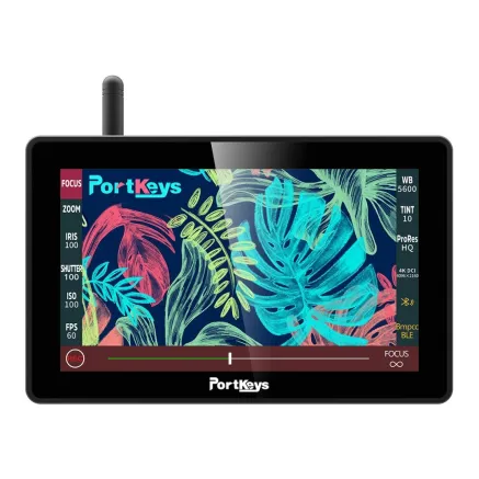 PortKeys BM5 WR 5.5 Monitor with RED KOMODO Wireless Control BM5WR