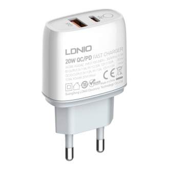 Wall charger LDNIO A2424C USB, USB-C 20W + Lightning Cable A2424C Lightning