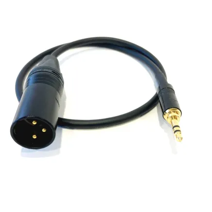 Canare L-2E5 microphone cable 4,6mm, XLR(M) / JACK 3,5mm TRS (M) 0,5 m, BLK CA-2E5-M/35TRS-BLK-05