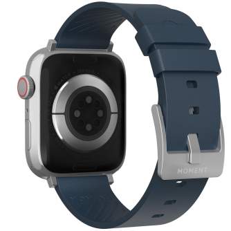 New products - Moment Everyday Leather Strap - for Apple Watch 42/44/45mm - Indigo Leather 320-035 - quick order from manufacturer